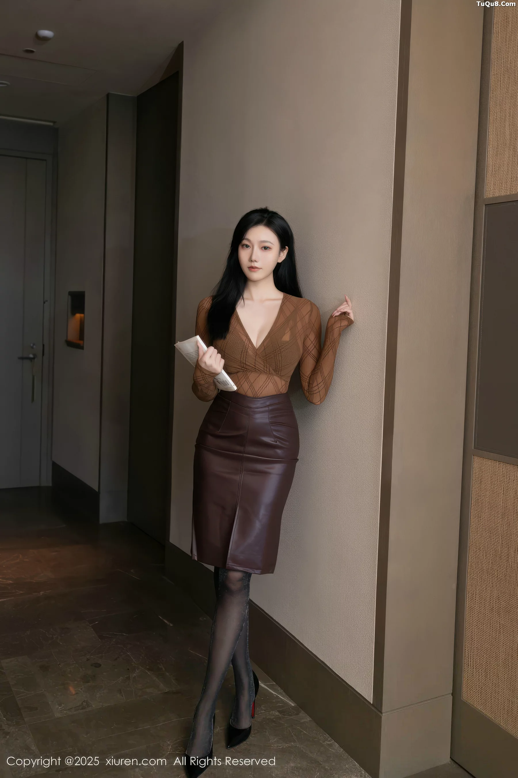 Issue 10947 of Anran Photos [78P]