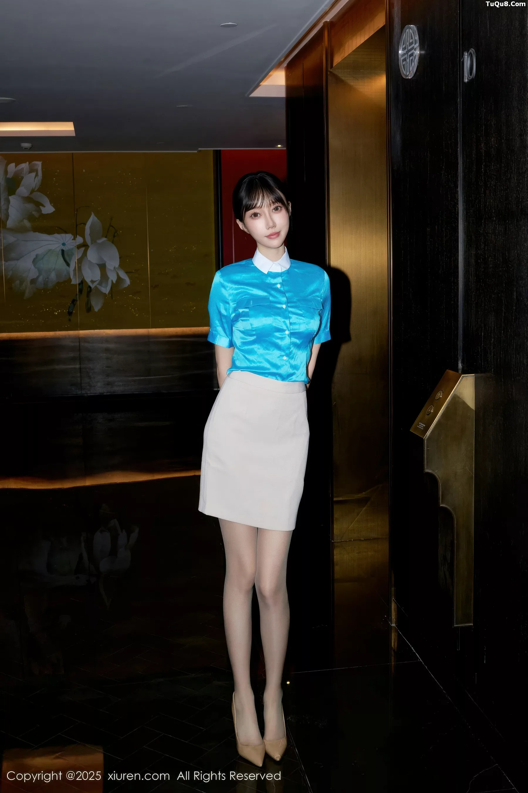 Issue 10914 of Yue'er Yue's Photo Shoot [62 Pages]