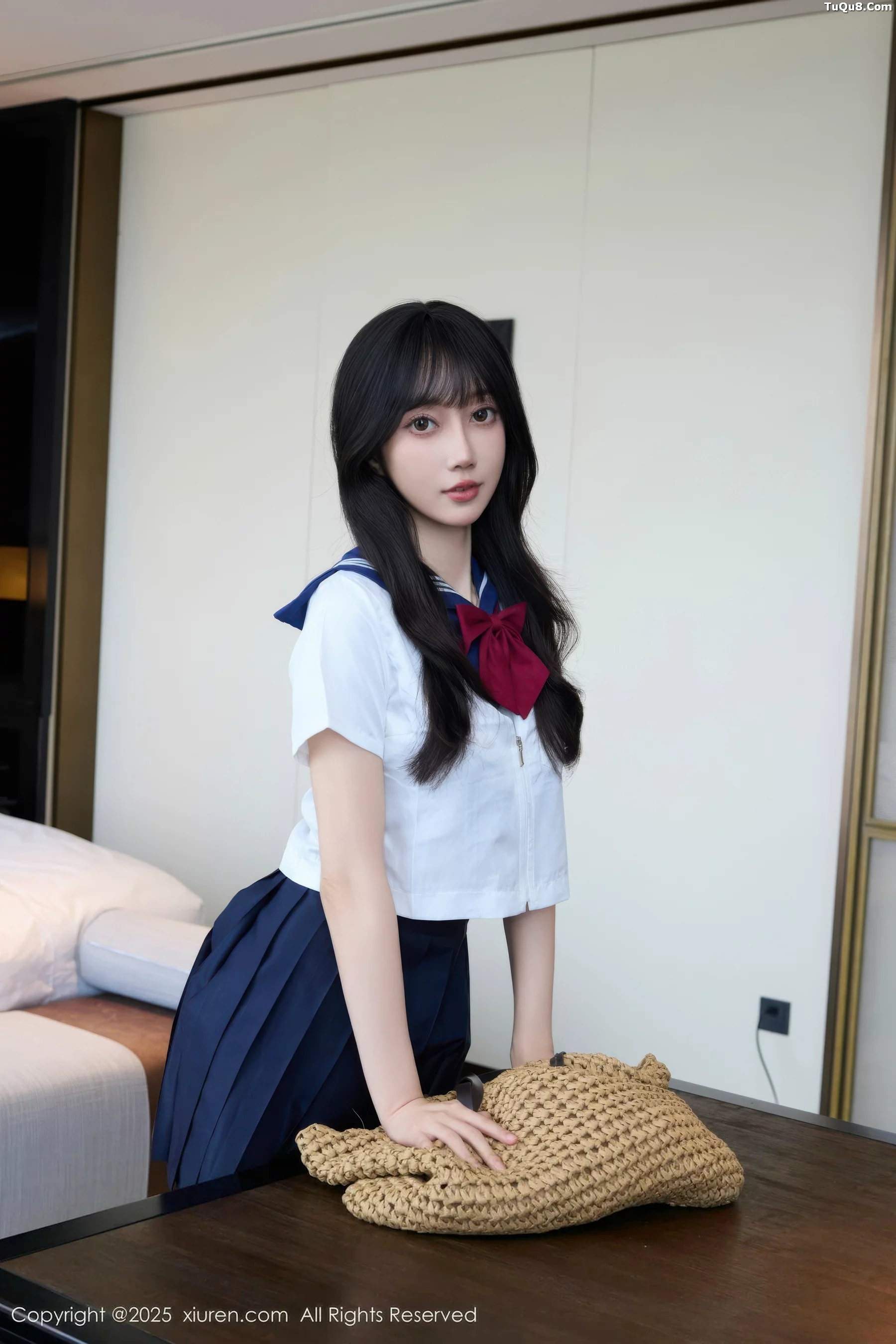 Issue 10766 of Yue'er Yue's Photo Shoot [68 Pages]