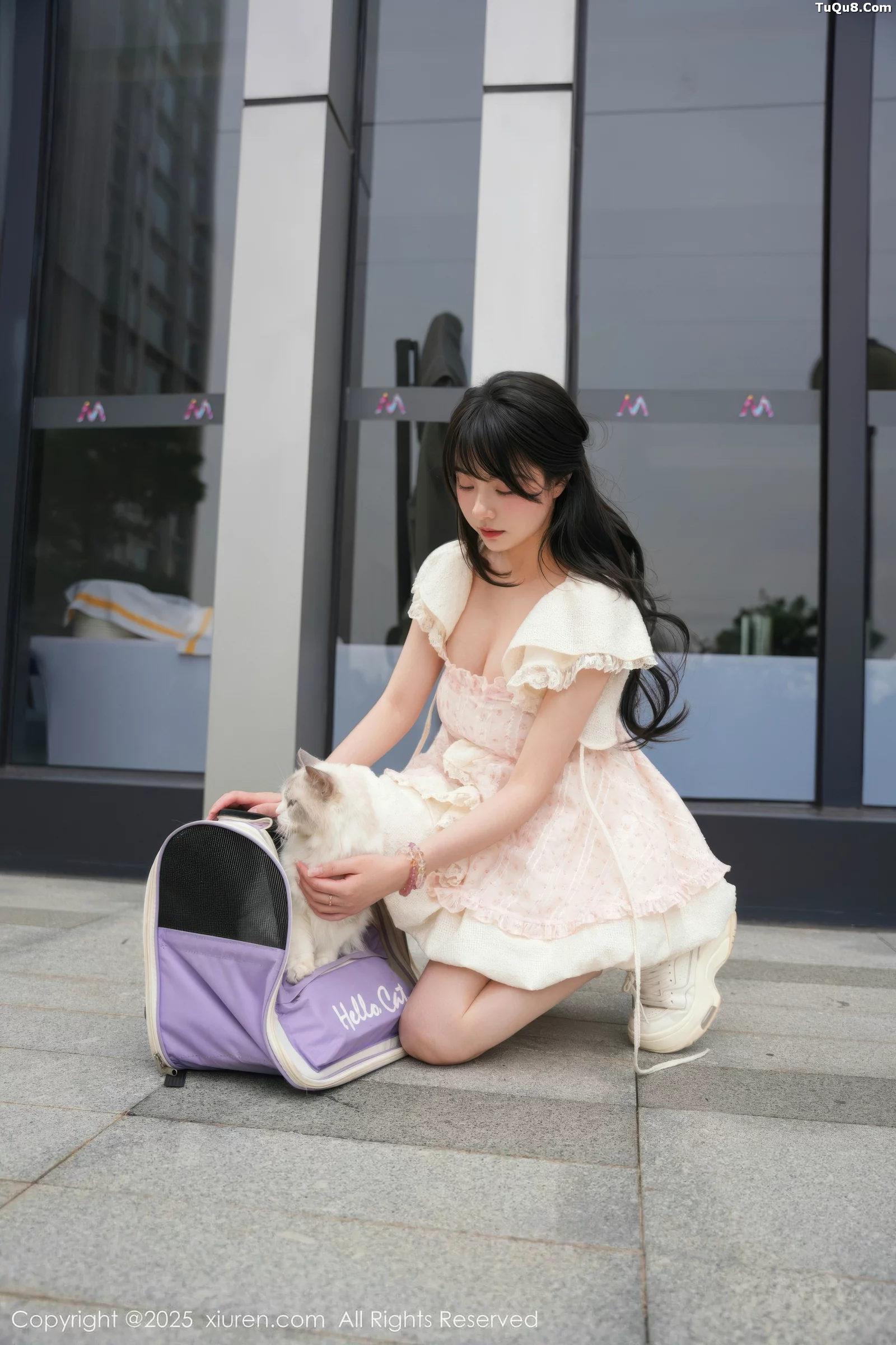 Issue 10734 of Soft Focus Photography [75 images]