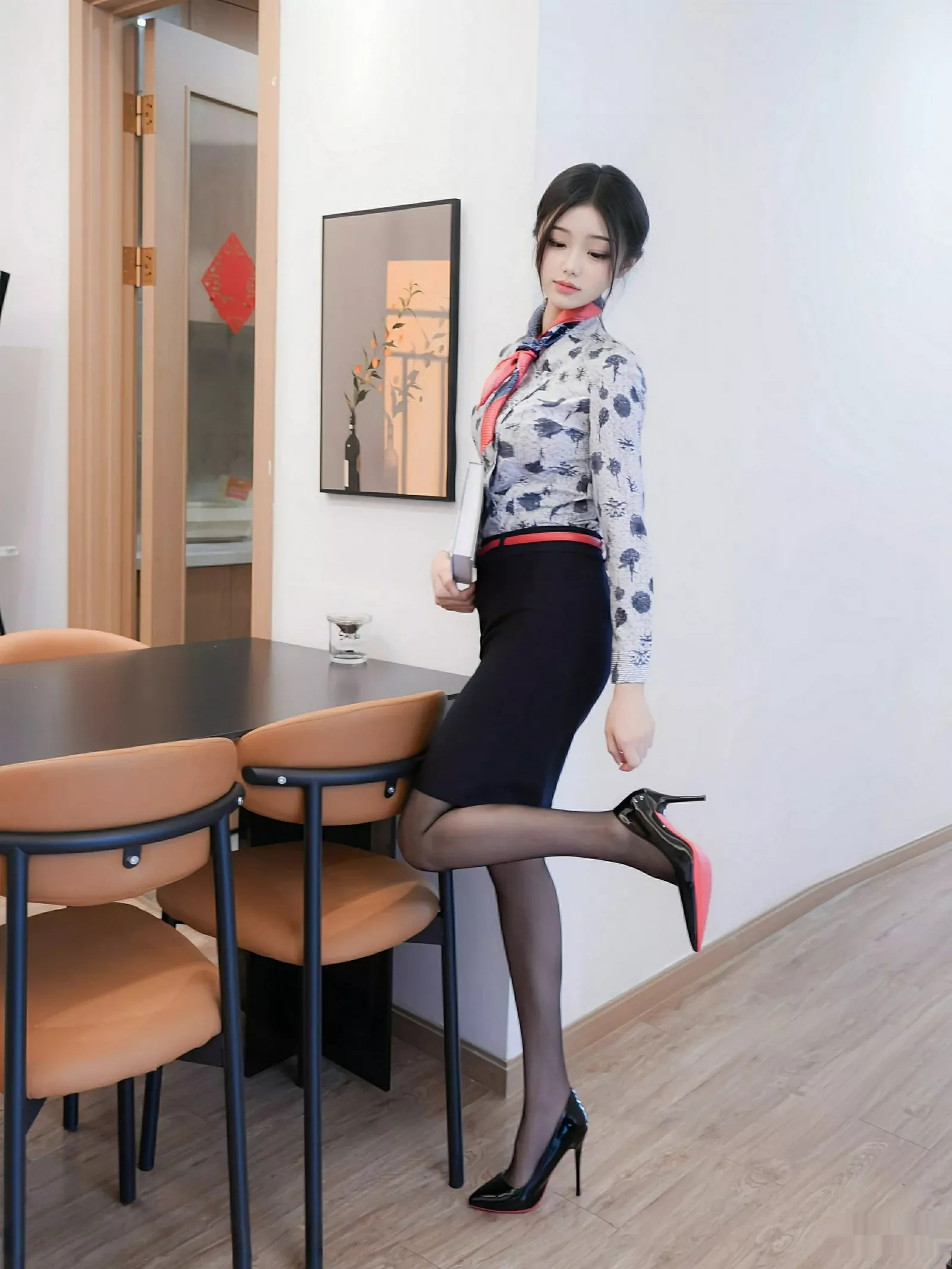 Issue 10579 of Tien Tien's Photo Shoot [79 Photos]