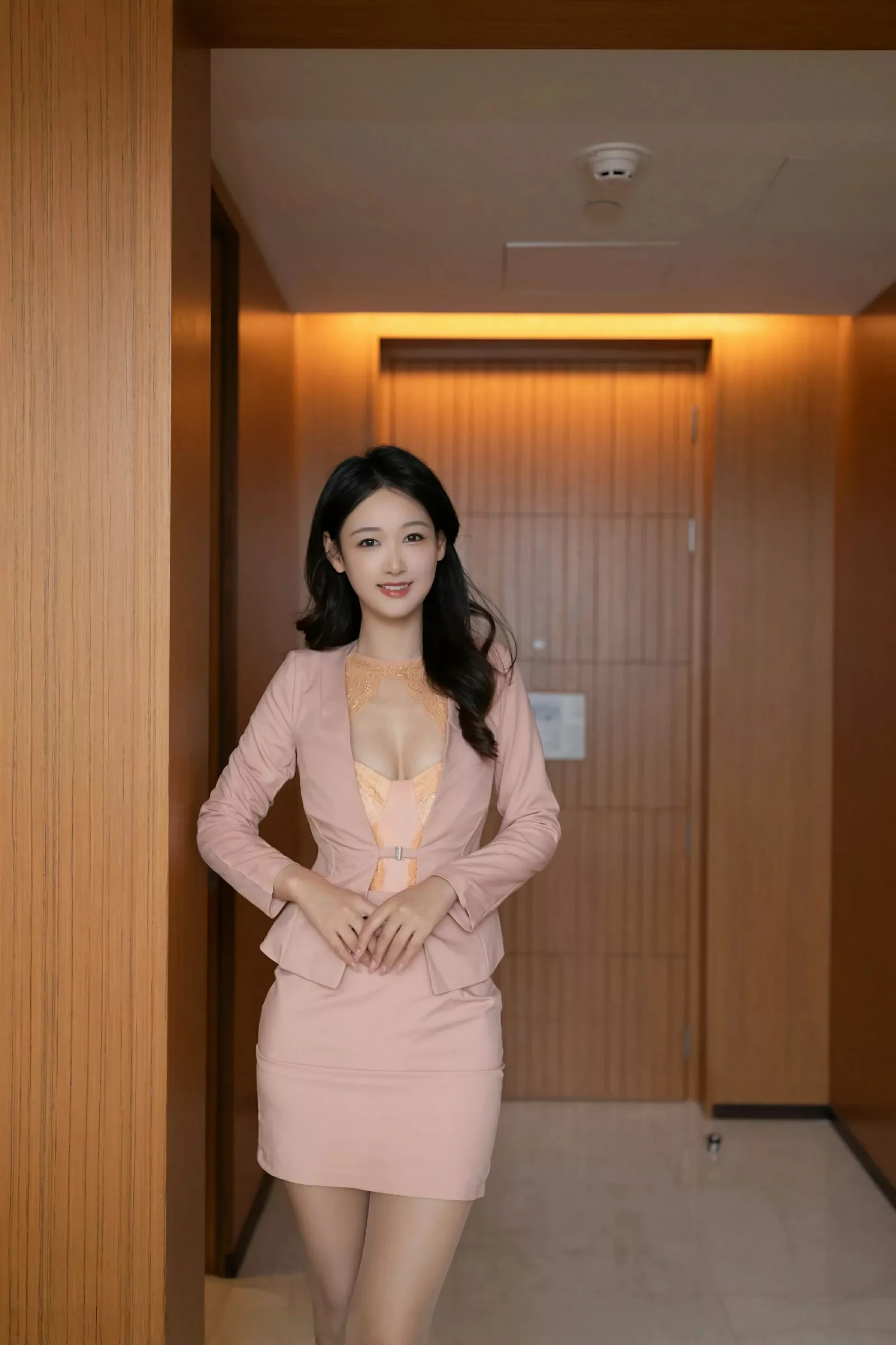 Issue 10520 of Tang Anqi's Photo Shoot [83 Photos]