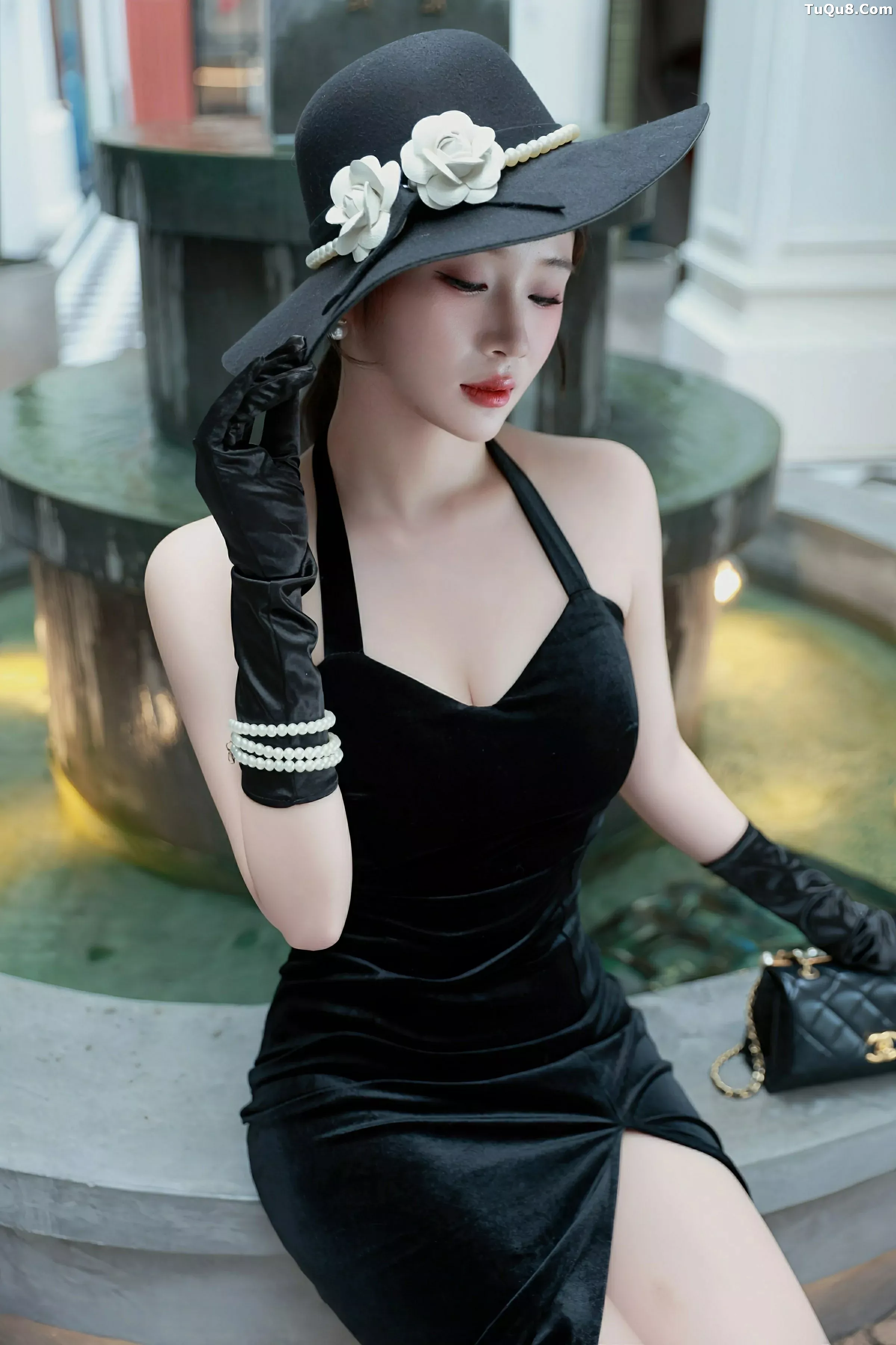 Issue 10509 of South Joe's Photography [89P]