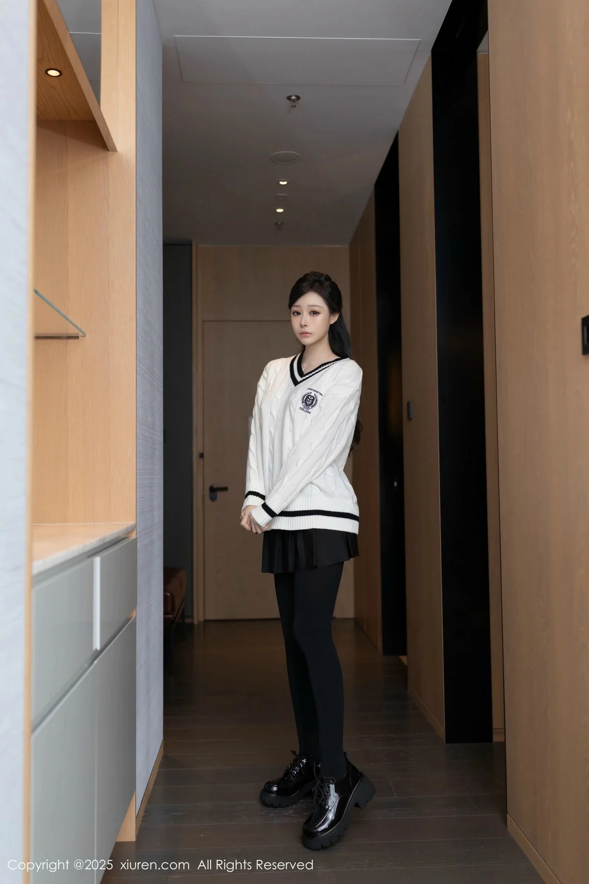 Issue 9986 of Xiao Doudou's Photos [79 Pages]