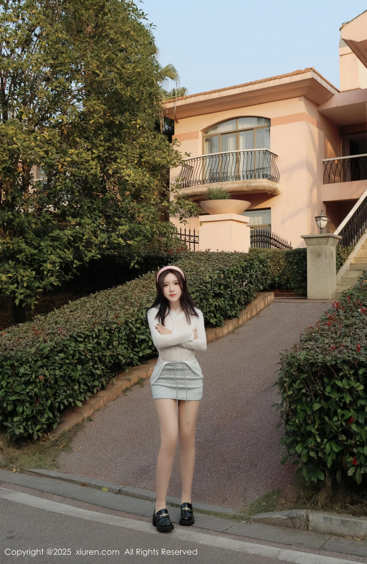 Issue 9923 of Little Potato Chips Photos [50P]