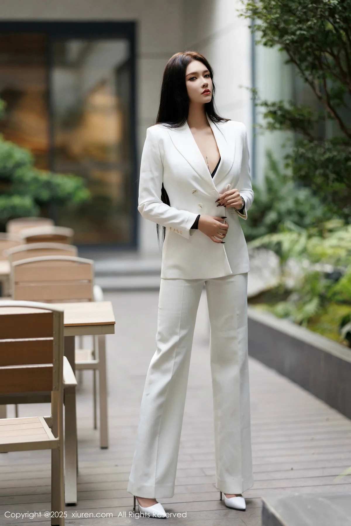 Issue 9755 of Nabia's Photo Shoot [91P]