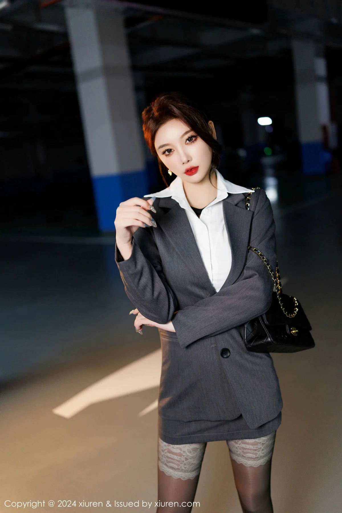 Issue 9634 of Yang Chenchen's Photobook [95P]