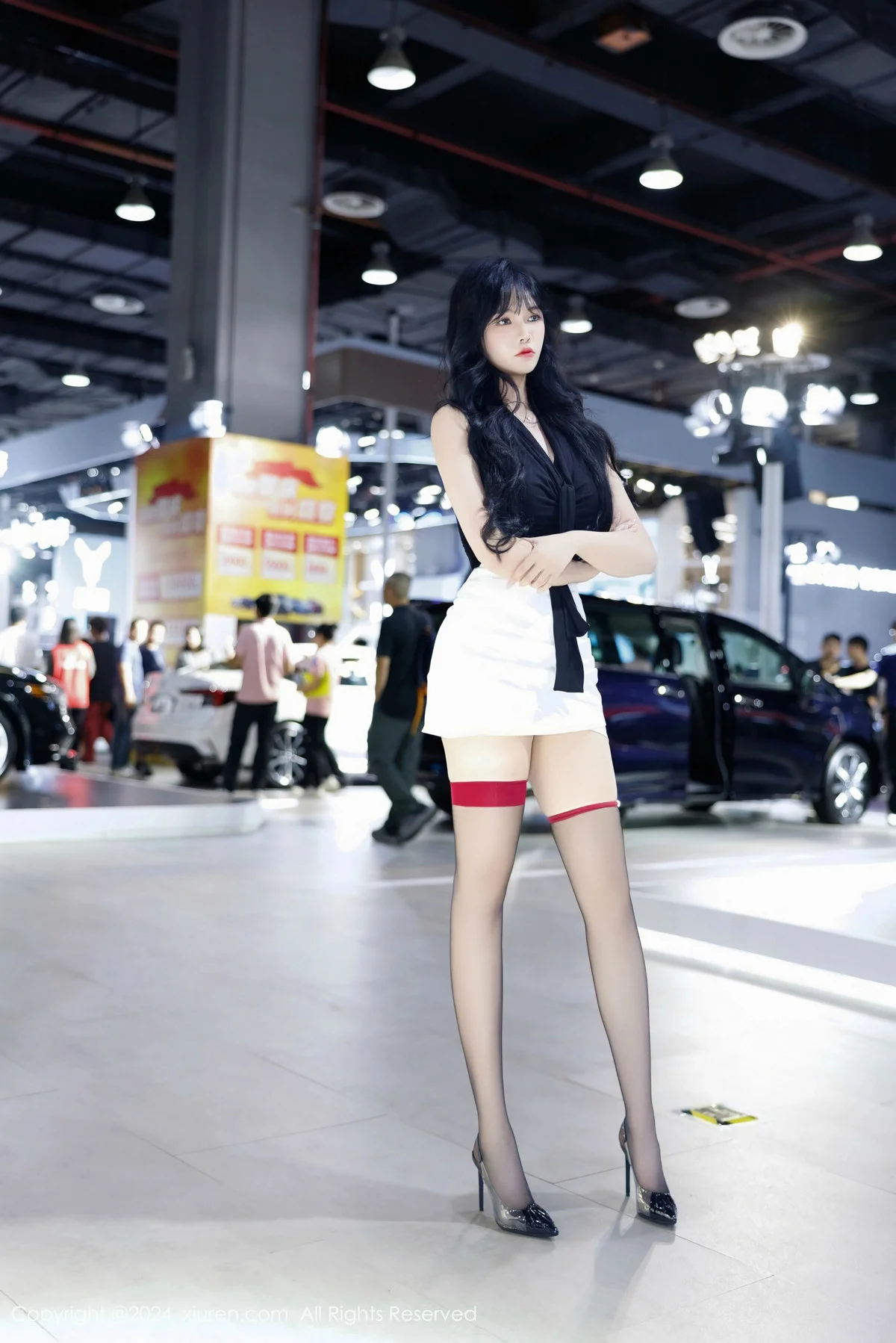 Issue 9575 of Nabia's Photo Shoot [80 Pages]