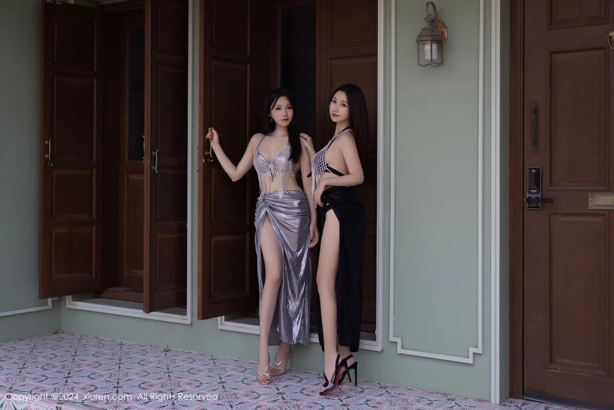 Issue 9242 of the Model Collection Photo Set [80 Pages]